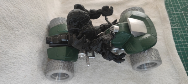 [送资源币活动]3D打印全动猩猩队长小挂件STL模型 游戏&玩具类模型 第3张