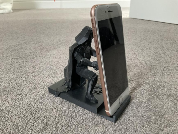 3D打印暗黑骑士手机支架STL模型下载 人物&动物类模型 第2张